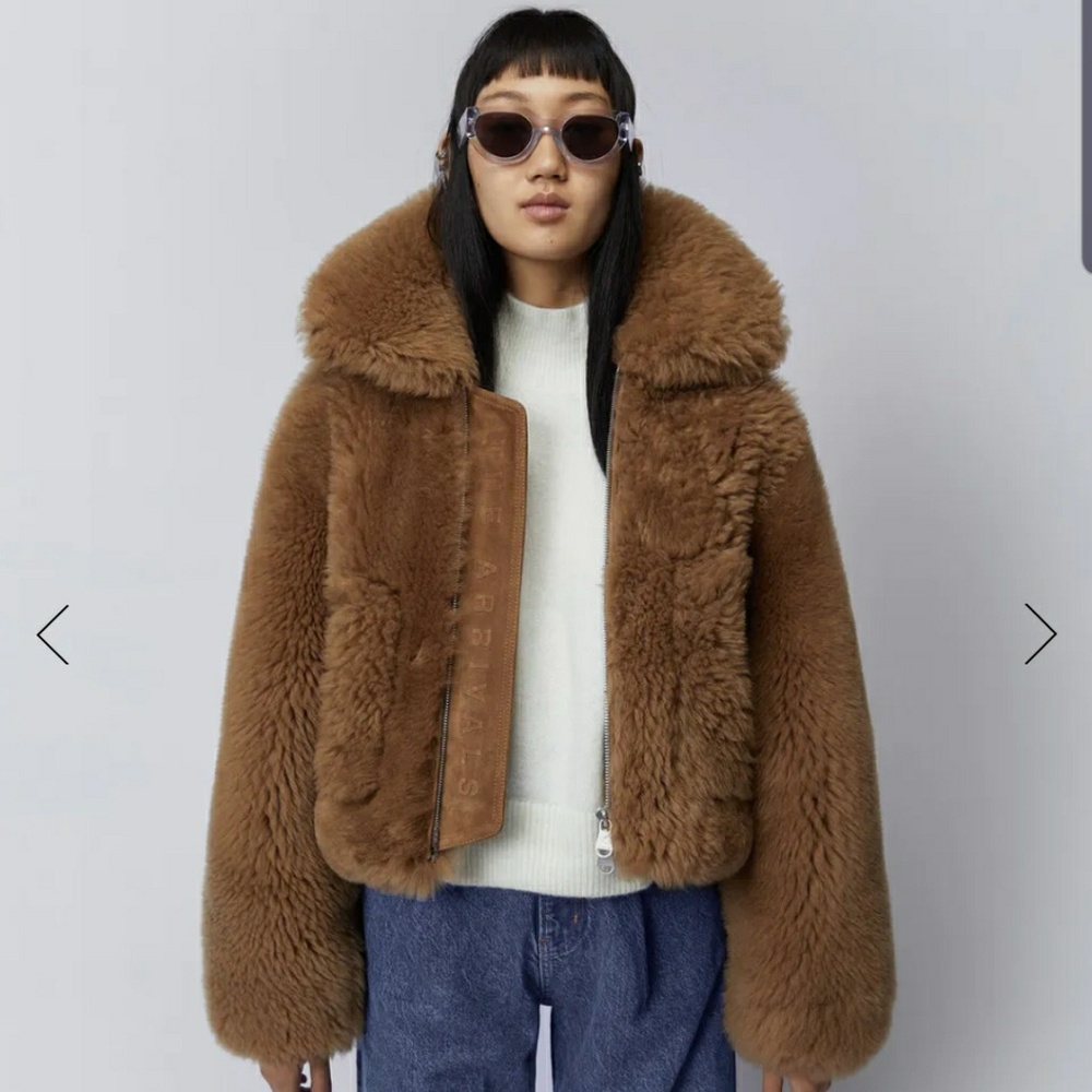 Meet your Posher, Jasmine